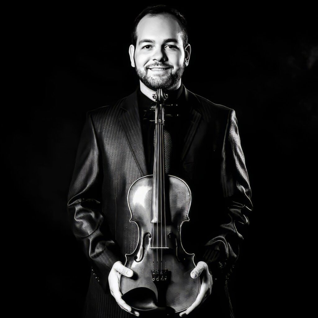 Black and white portrait of the violist Vojtech "Bélu" Botoš.